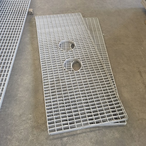 鋼格板表面處理方式對比：噴漆、鍍鋅、不銹鋼哪種更耐用？