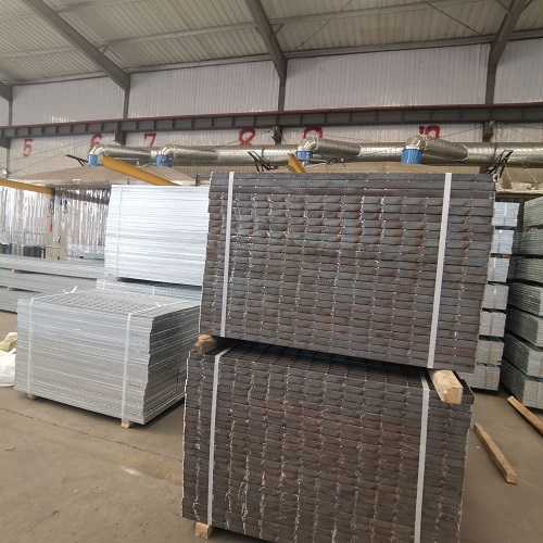 加油站鋼格柵：防爆、防靜電的安全解決方案