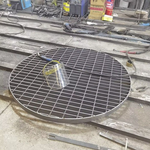 鋼格板走進(jìn)商業(yè)空間，不只是工業(yè)材料