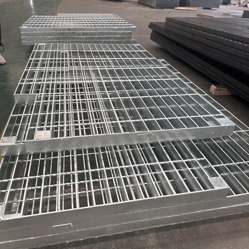 鋼格柵板承載能力測(cè)試報(bào)告出爐，數(shù)據(jù)說話！