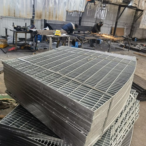 鋼格柵板市場(chǎng)格局正在發(fā)生變化，這些信號(hào)要關(guān)注