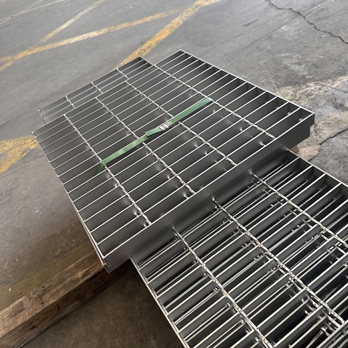 鋼格柵板承載不足怎么辦？換型號還是加固