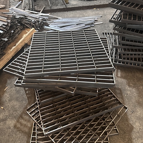 鋼格柵板承載不足怎么辦？換型號還是加固