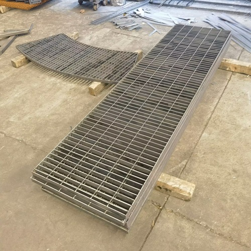 不止工程用！鋼格板在數(shù)據(jù)中心地板的驚艷應(yīng)用