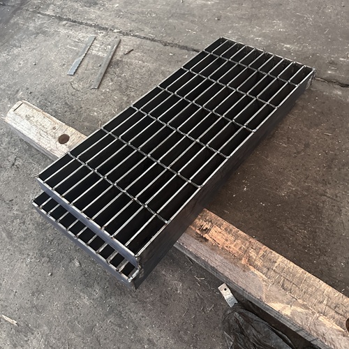 鋼格板在極端環(huán)境下的表現(xiàn)，穩(wěn)到超出預(yù)期