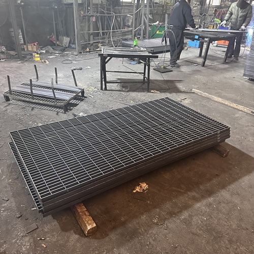 鋼格板低調(diào)卻不平凡的工程好幫手