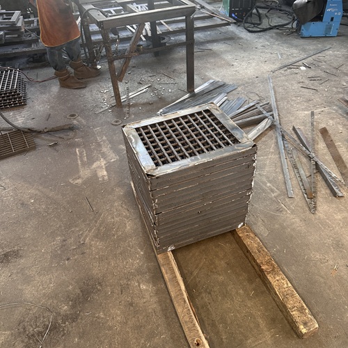 燈火映初心，同心向未來